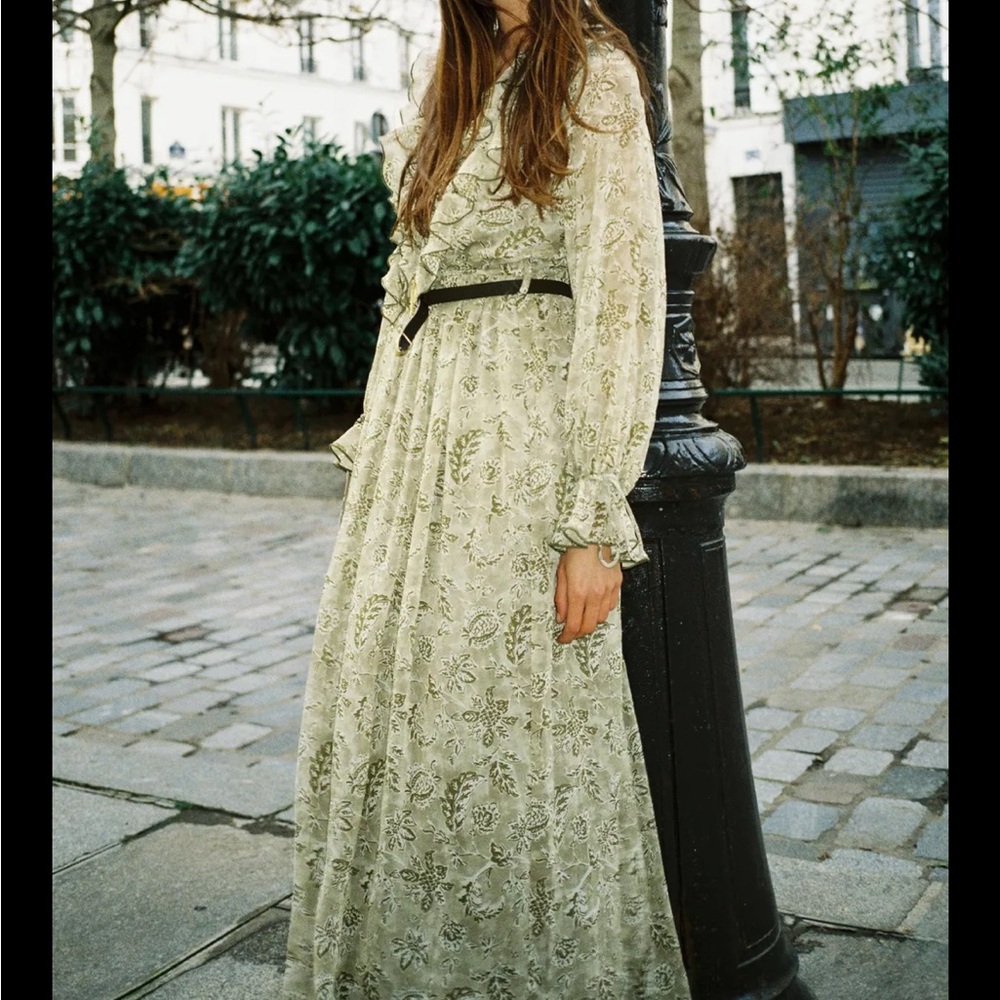 Zara Green Long Sleeve V-Neck Gown